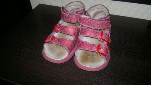 Обувь для девочки ,20,21,23 размер