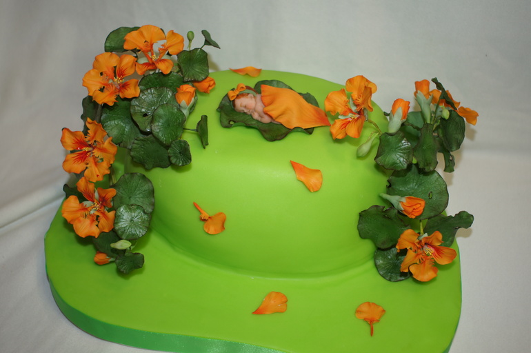 На годик с настурциями.