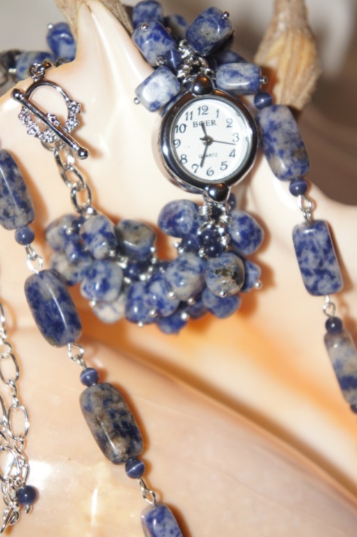 Часики Пасмурное небо. Ручная работа