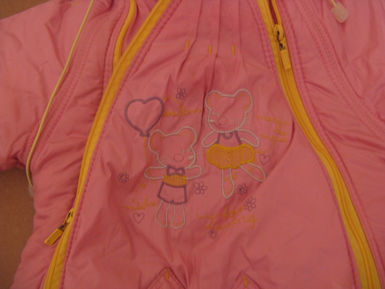 Продаю комбинезон-конверт на девочку