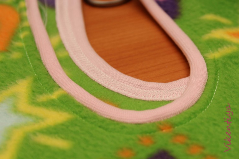 МК по пошиву простой жилетки из флиса.