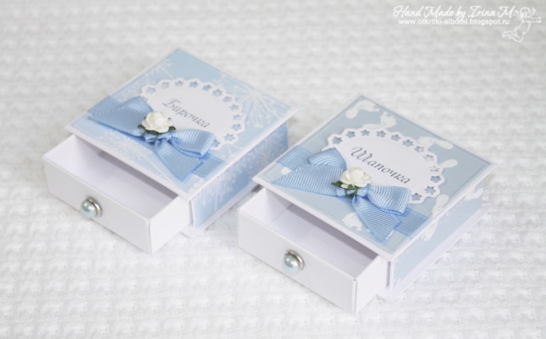 Коробочки для памятных вещей новорожденного малыша.