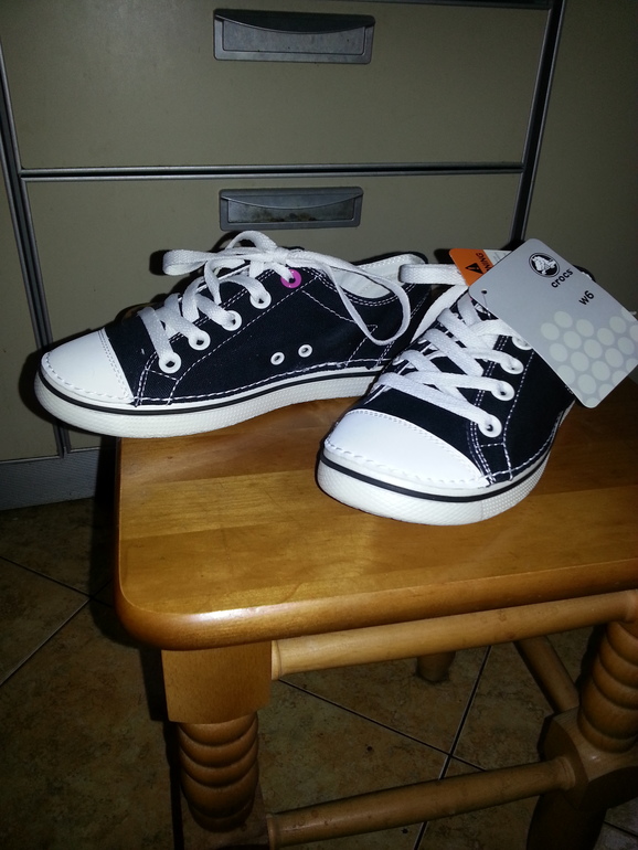 Crocs кеды Hover Lace Up и сабо ретро