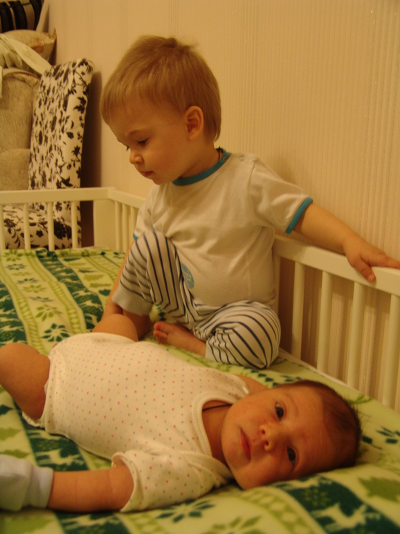 Принимайте и нас к себе)