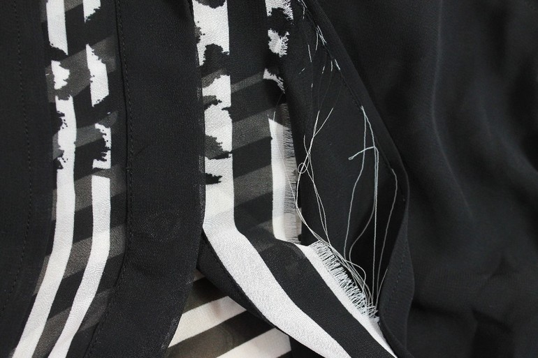 кто знает,можно ли как-то помочь блузке?