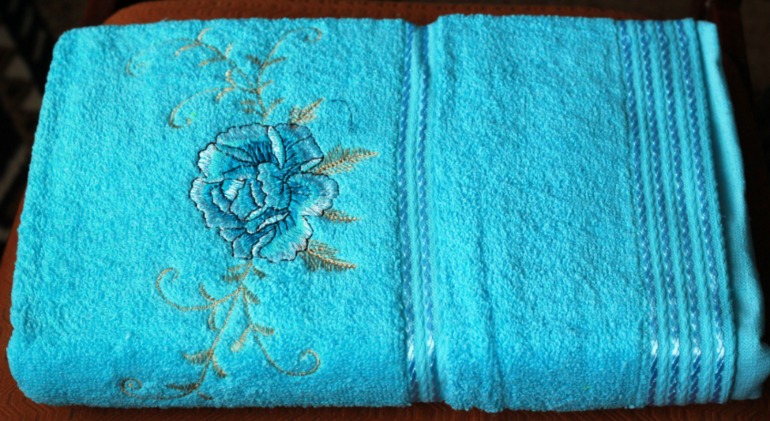 Продам полотенца.