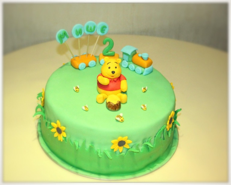 Последние тортики: ВинниПух, Смешарики, Собачки