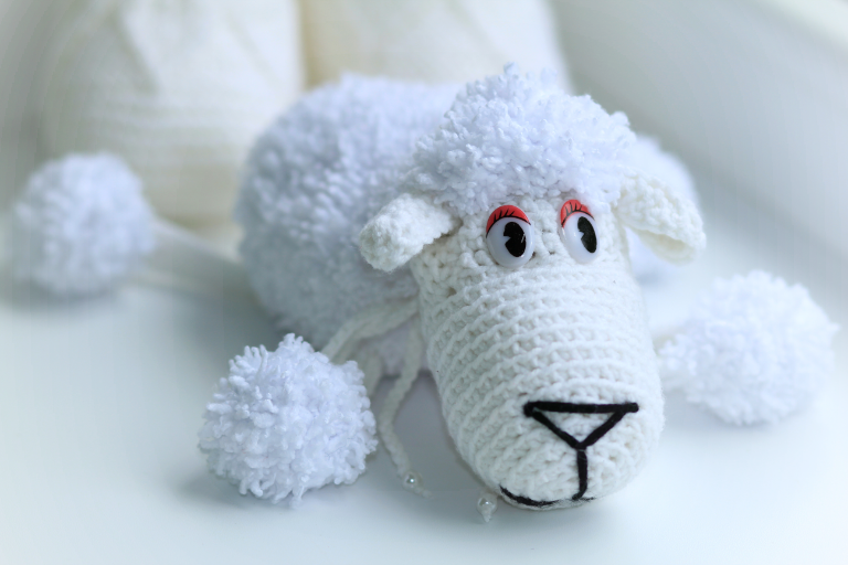 Подарок креснице Лизоньке!