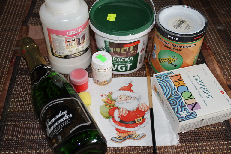 Совместный декупаж бутылочки к празднику.