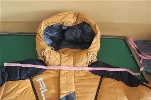 Фото посредника . Зимняя мужская куртка