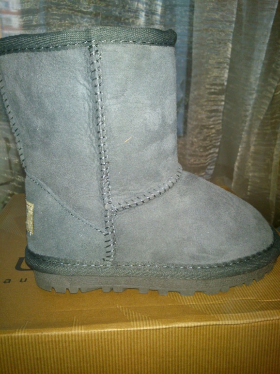 Пристрой UGG детские 24 размер  (3500 руб)