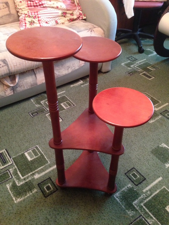 Стойка для цветов напольная, дерево 1000 руб. На 5 горшков