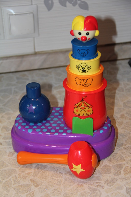 Игрушки БУ после одного ребенка фирменные. м. Преображенская площадь