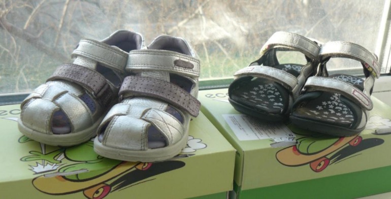 Сондали Ecco+ босоножки Ecco Цена 1000!!! Почта за мой счет!!!!