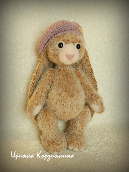 Заяц Мишель)))...