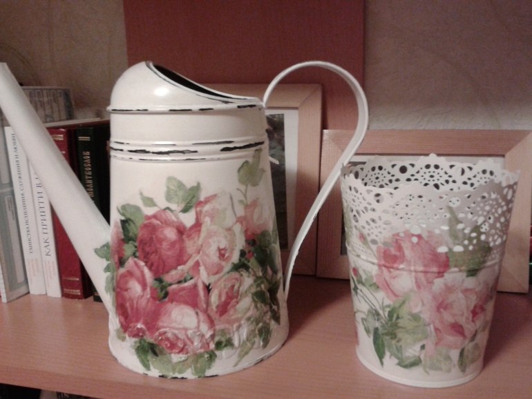 В процессе... Леечка и кашпо...