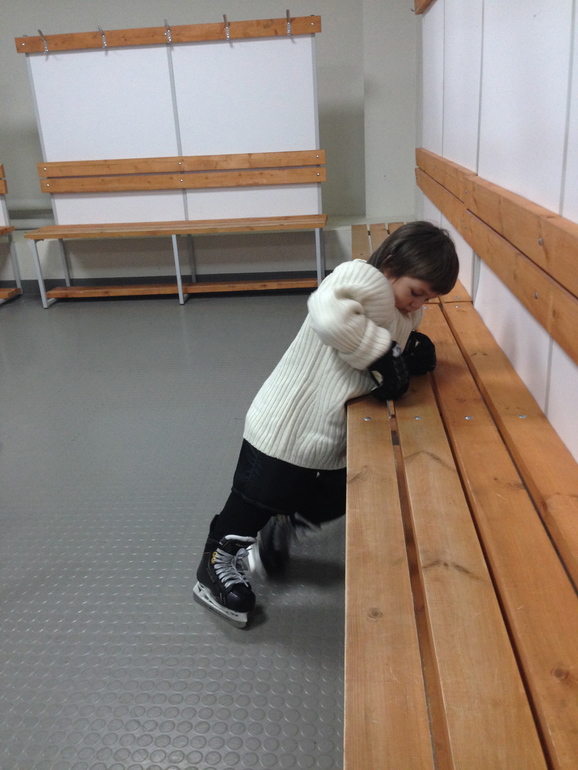 В ряду юных хокеистов прибыло))