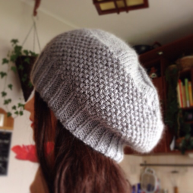 Кашемир альпака мерино ..нежнейшие шапочки навязались)