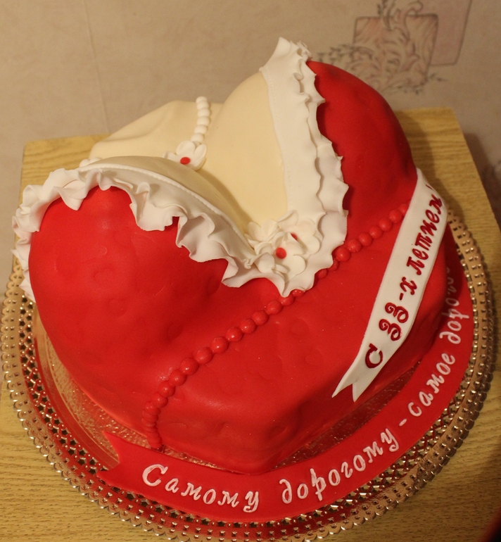 Первый бюст)