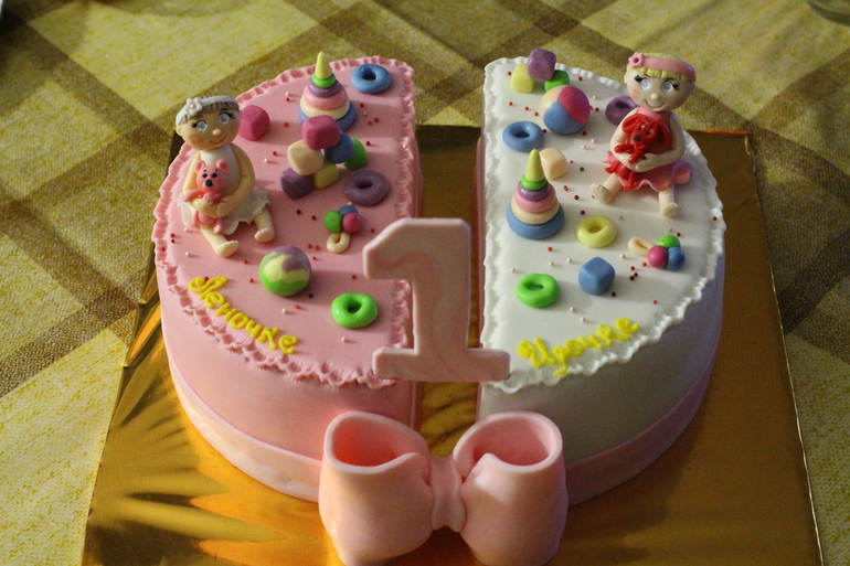 нук вот и нам годик!!!!!!