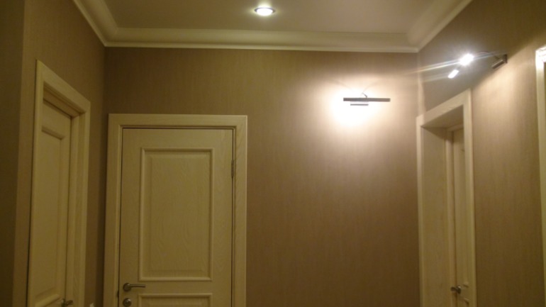 Коридор. Помогите добавить красоты)))