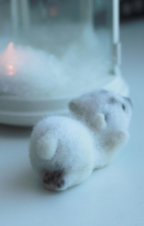 Белое в белом