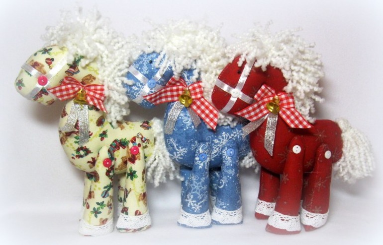 Лошадки на заказ.