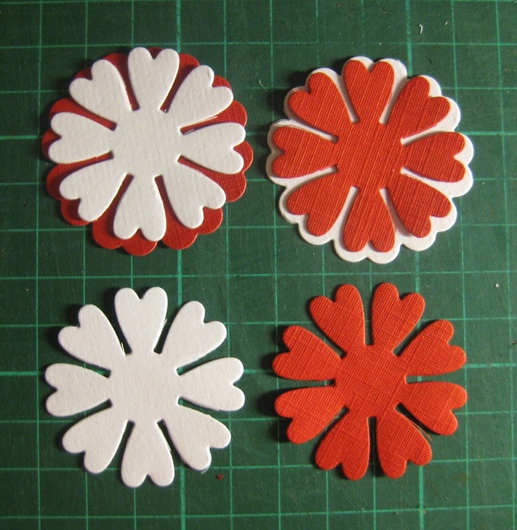 Обменяюсь вырубкой и тиснением.