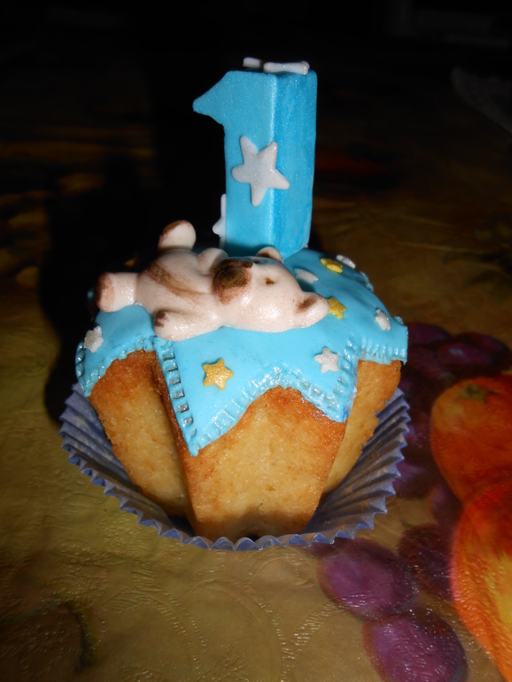 Торт Единичка и кексик  для Елисея!