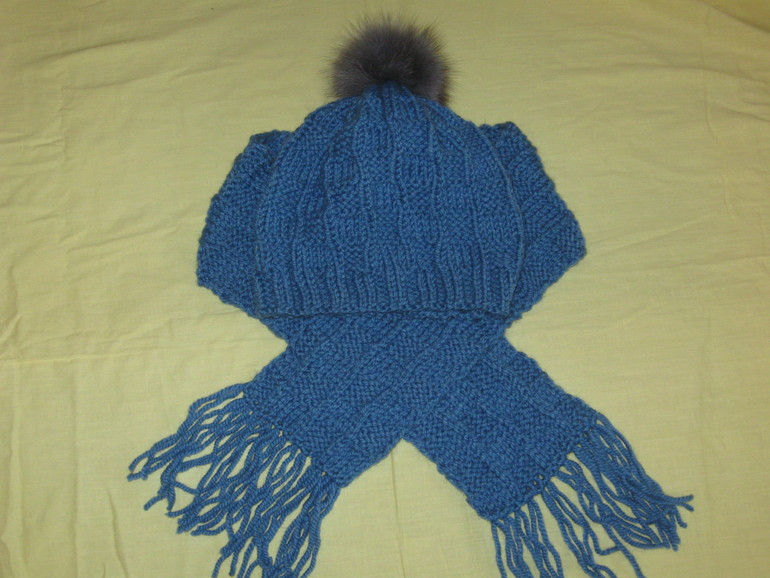 Устала от крючка и вот , что получилось)))) Комплект называется "Вафелька"