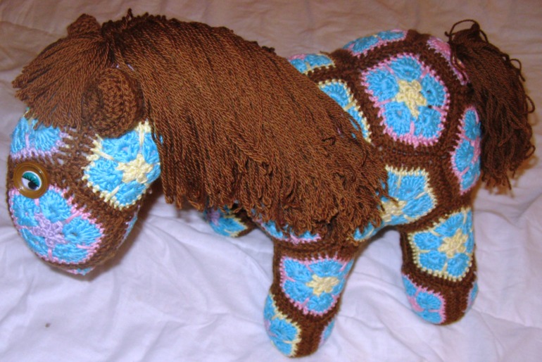 Впряглась... лошадка из онлайна