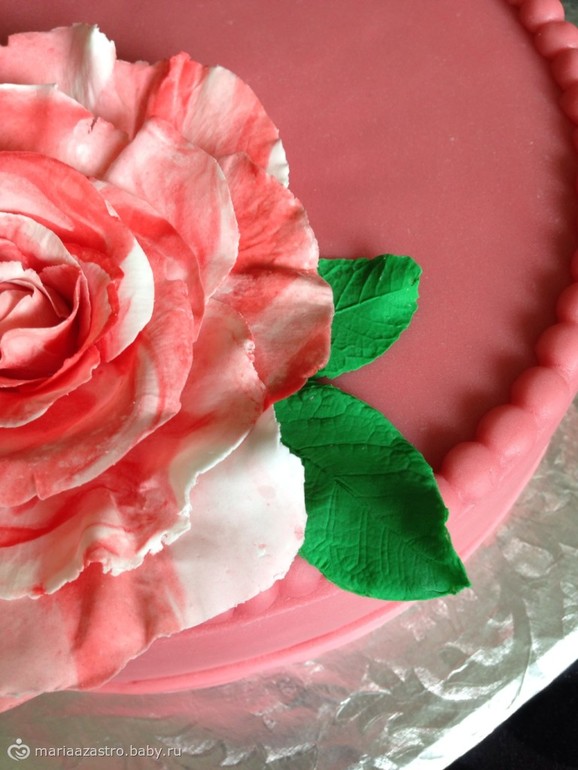 тортик с розой