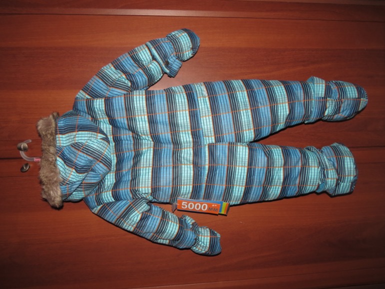 Комбинезон Gusti НОВЫЙ размер 24м.