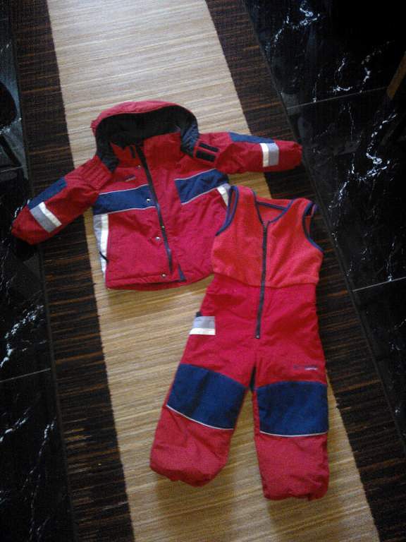 На мальчика 2-3г