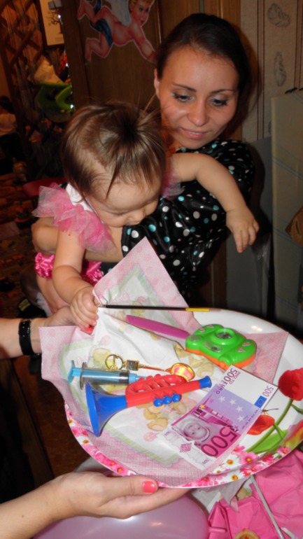 Годовасие Евангелины.Много фоток)