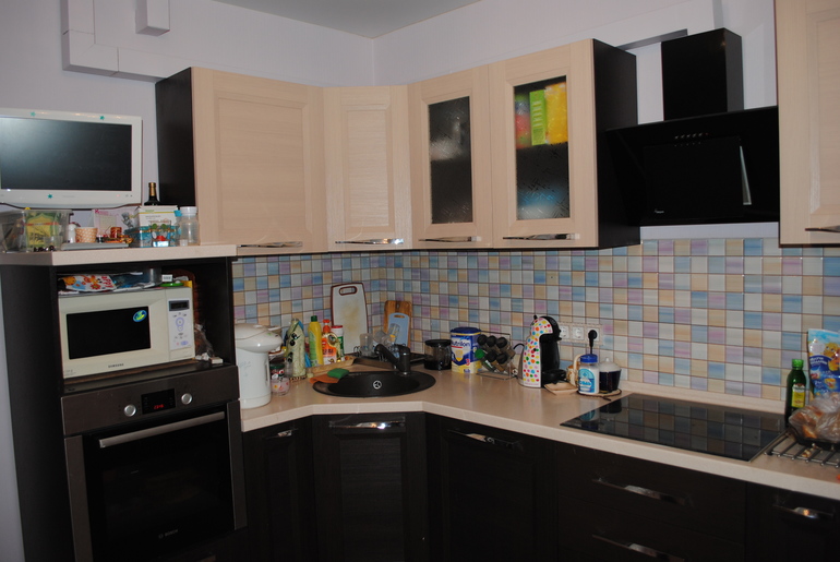 Продам трехкомнатную квартиру на Братиславской