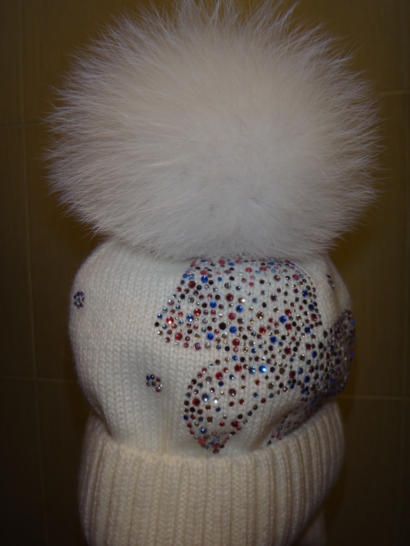 Шапка,манишка,варежки CHOBI,размер S,по цене предзаказа,только почта-я регион