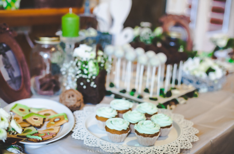 WEDDING CANDY BAR...