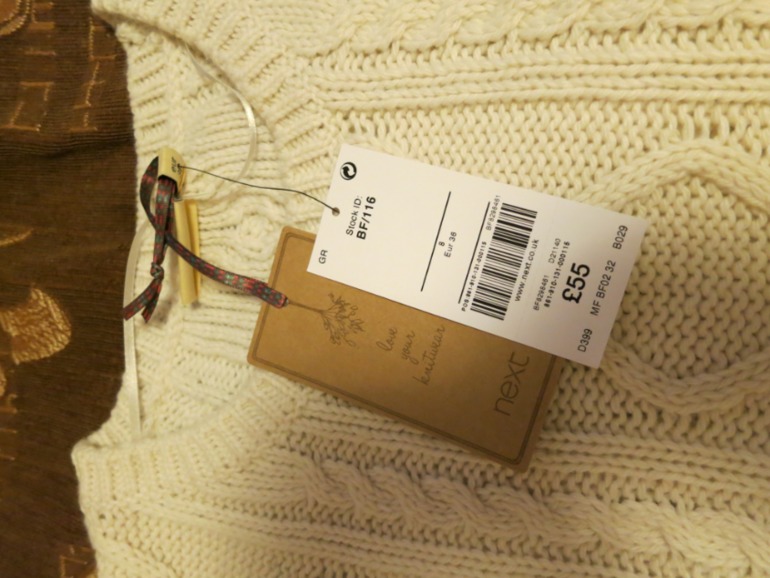 Продаю платье с воротником-хомутом Next новое