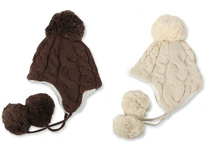 Шапочка с помпонами