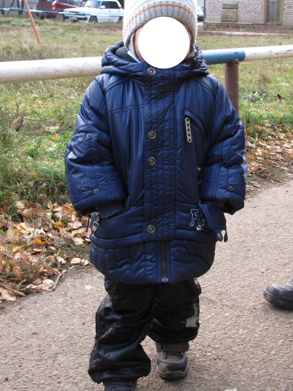 Продам теплый, красивый костюм на мальчика ORBY. Размер 92, большемерит. Есть ньюанс.