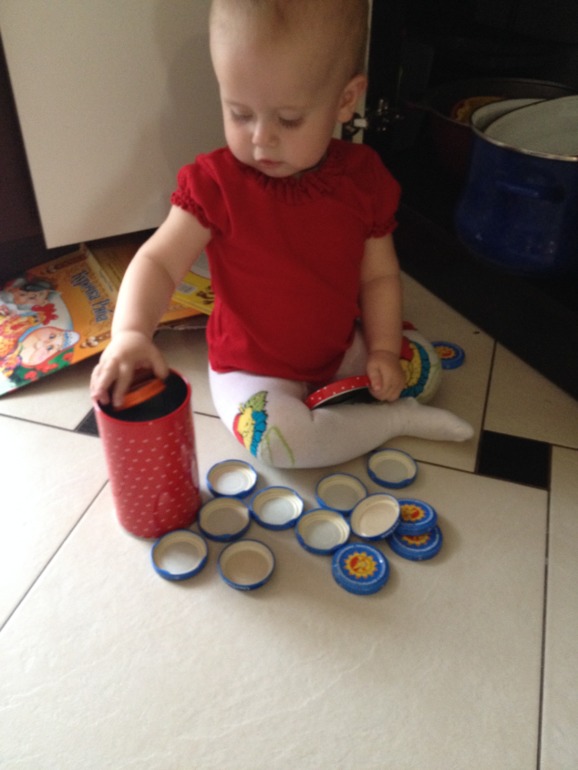 Игры на сортировку. Развивашки Алисы.