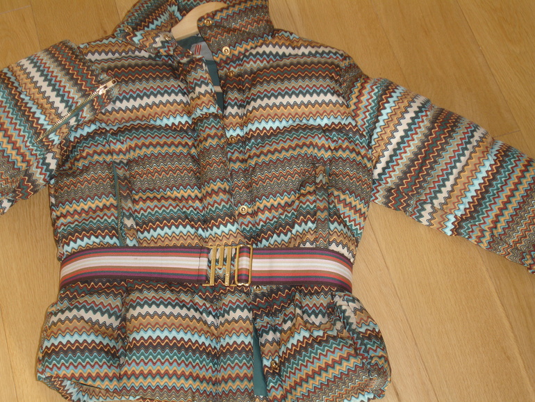 MISSONI пуховик в идеале, на 36р, 5000р