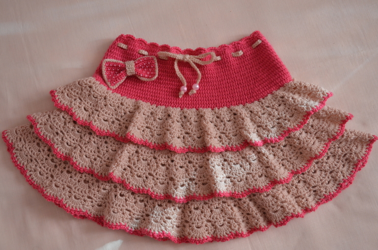 Комплект - юбка и жилетка