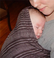 Короткий шарф: незаслуженно забытый универсал