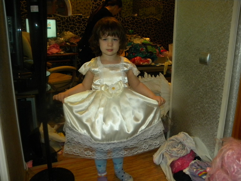 Платья нарядные .Большой выбор! ВСЁ В НАЛИЧИИ! СКИДКИ!