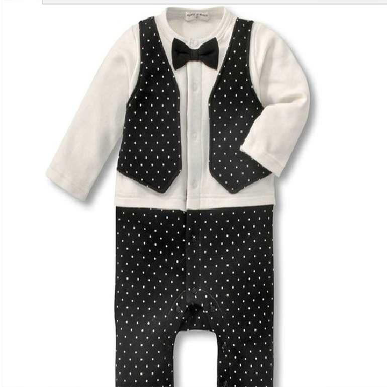 Одежда для мальчиков:костюмы,комплекты,кофты,куртки и др.