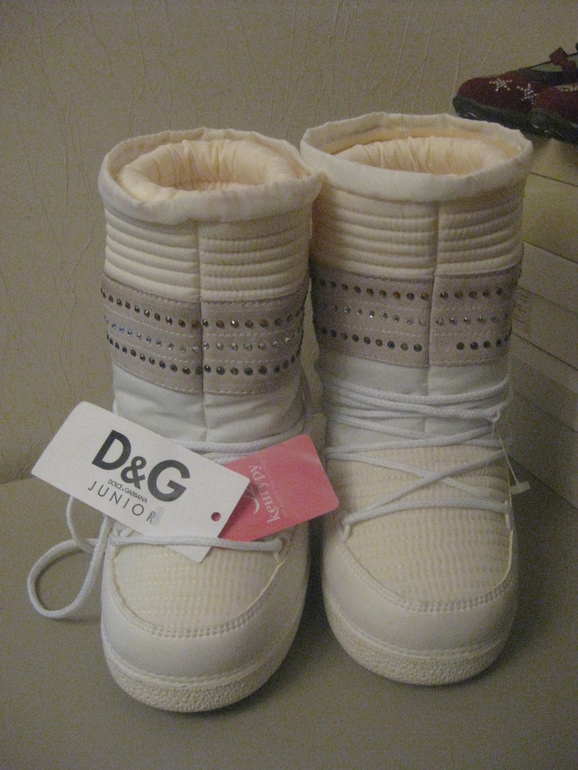D&G  РАЗМЕР 32-34 ПРОДАМ ИЛИ ПОМЕНЯЮСЬ