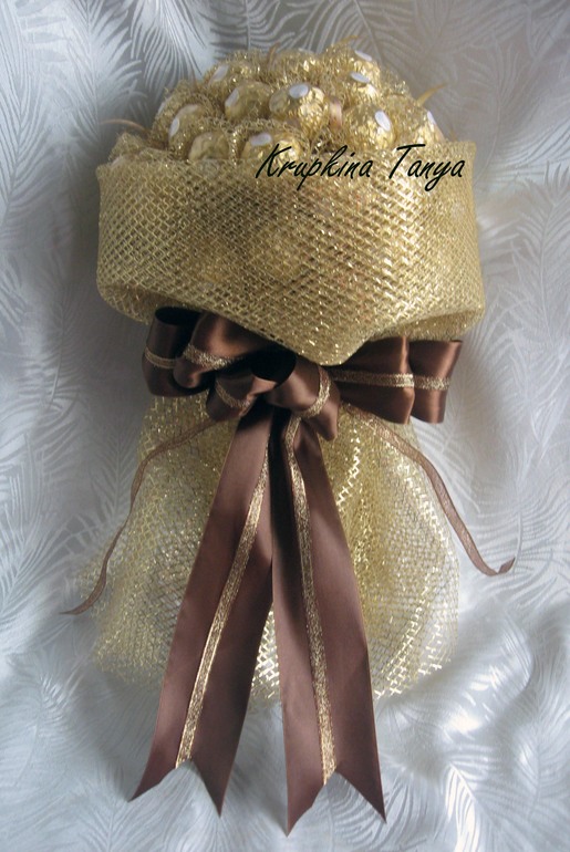 Золотой блеск Ferrero Rocher и другое...