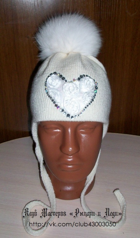 Новые детские комплекты и шапочки